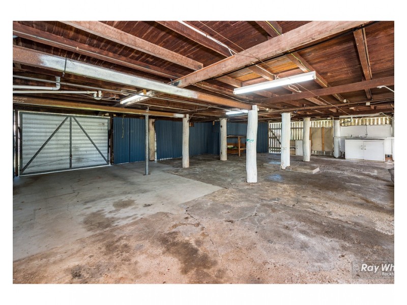 151 Earl Street, Berserker QLD 4701