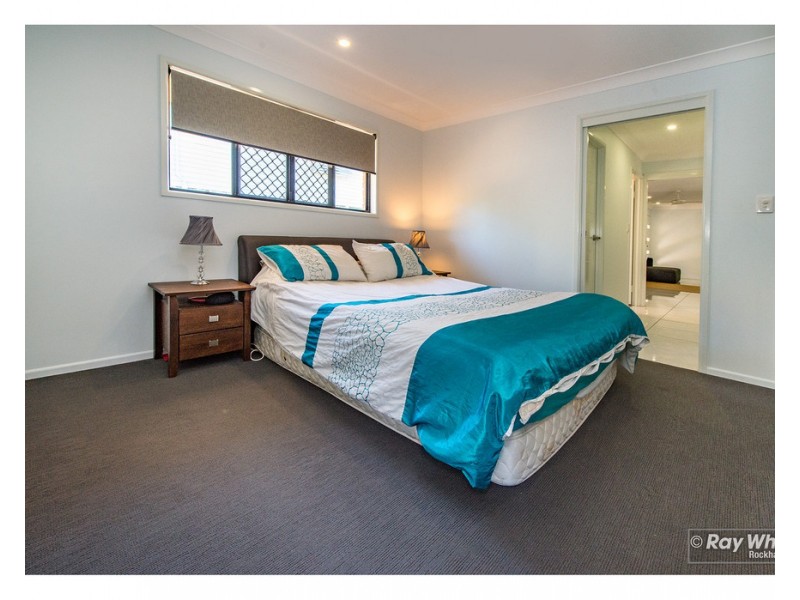 15 Hartley Street, Wandal QLD 4700