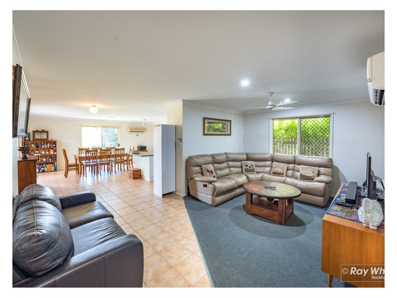 40 Bean Avenue, Parkhurst QLD 4702