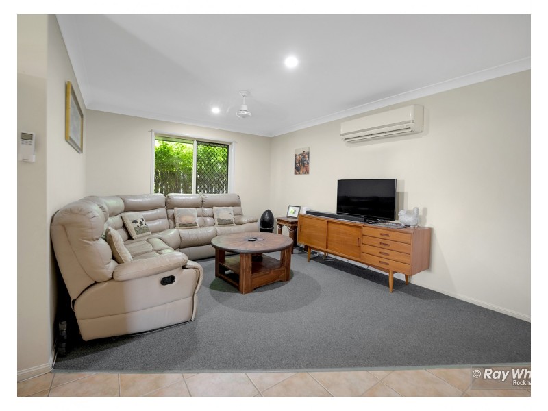 40 Bean Avenue, Parkhurst QLD 4702
