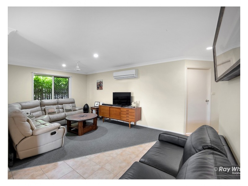 40 Bean Avenue, Parkhurst QLD 4702