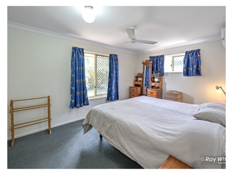40 Bean Avenue, Parkhurst QLD 4702