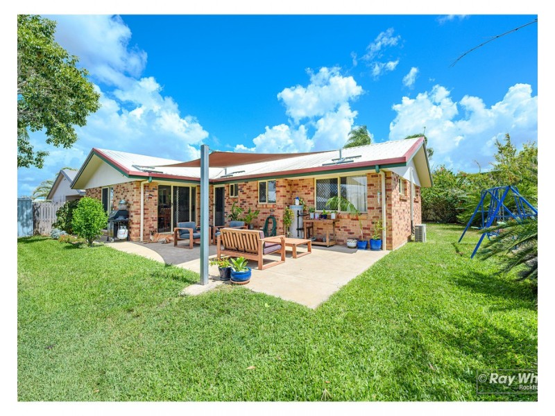 40 Bean Avenue, Parkhurst QLD 4702