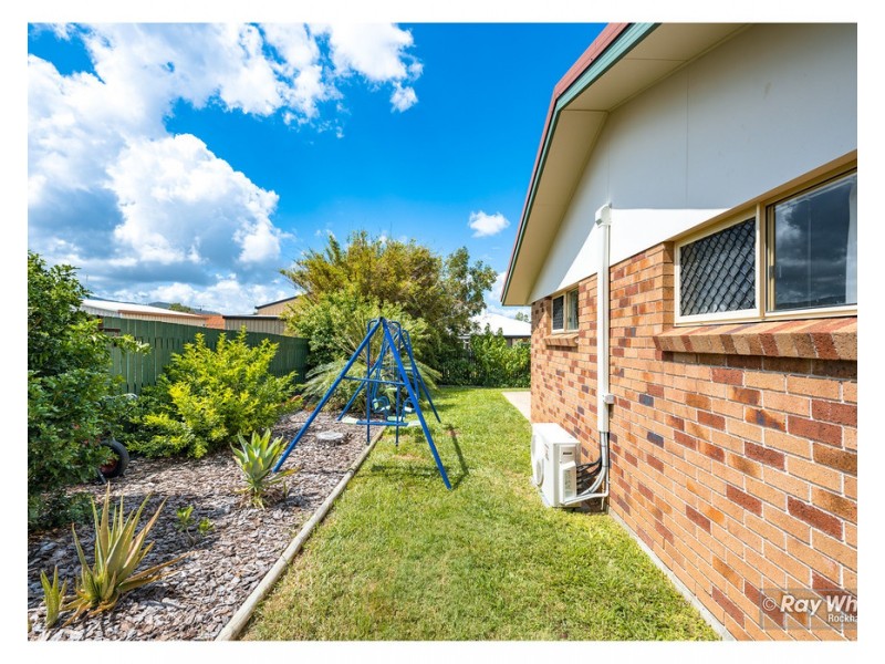 40 Bean Avenue, Parkhurst QLD 4702