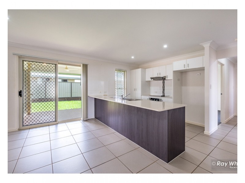 6 Keirin Court, Gracemere QLD 4702