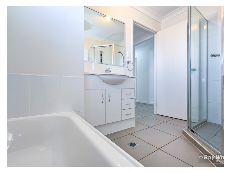 6 Keirin Court, Gracemere QLD 4702