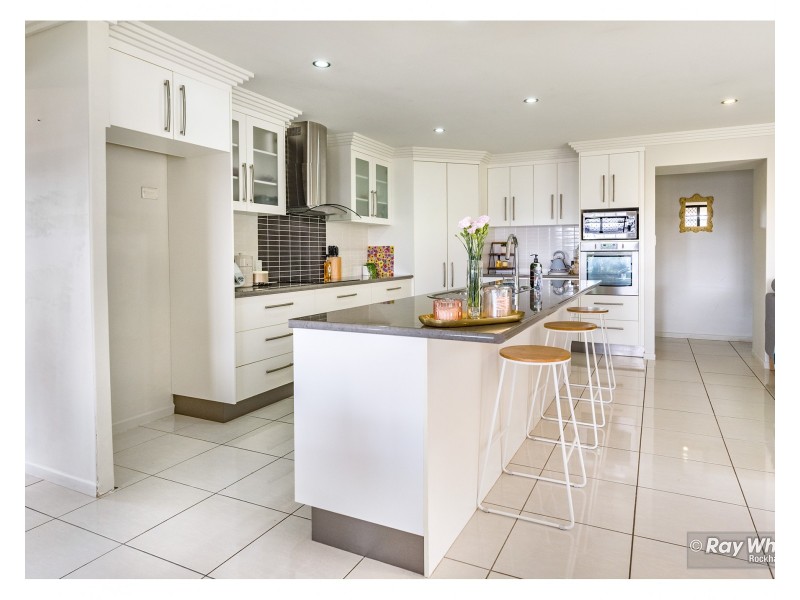 44 Jamie Crescent, Gracemere QLD 4702