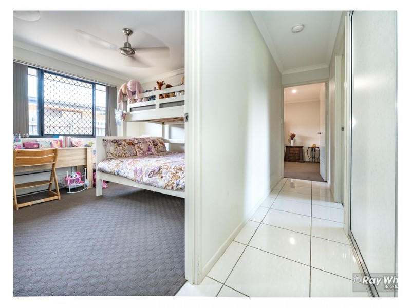 44 Jamie Crescent, Gracemere QLD 4702