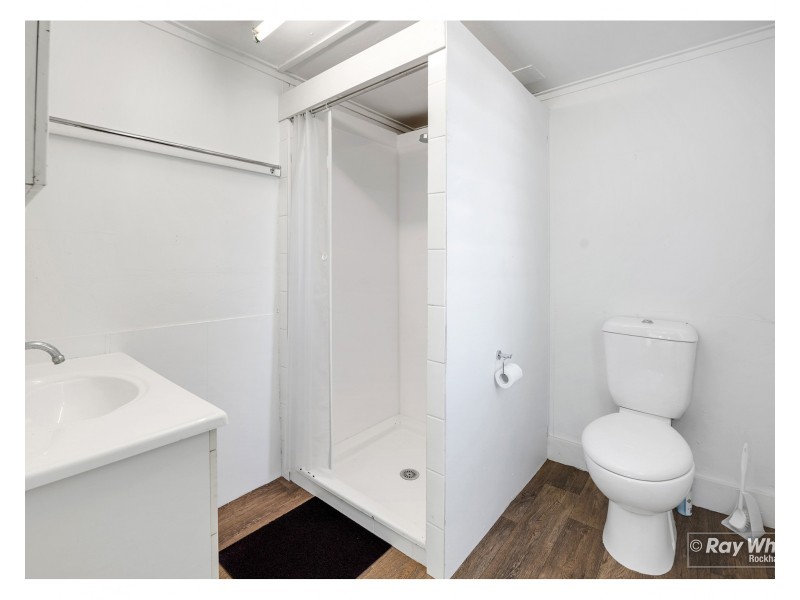 285 George Street, Depot Hill QLD 4700