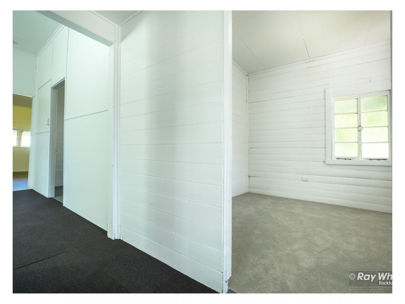 285 George Street, Depot Hill QLD 4700