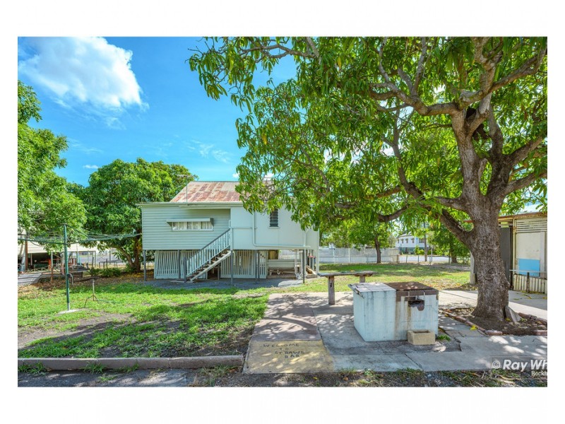 285 George Street, Depot Hill QLD 4700