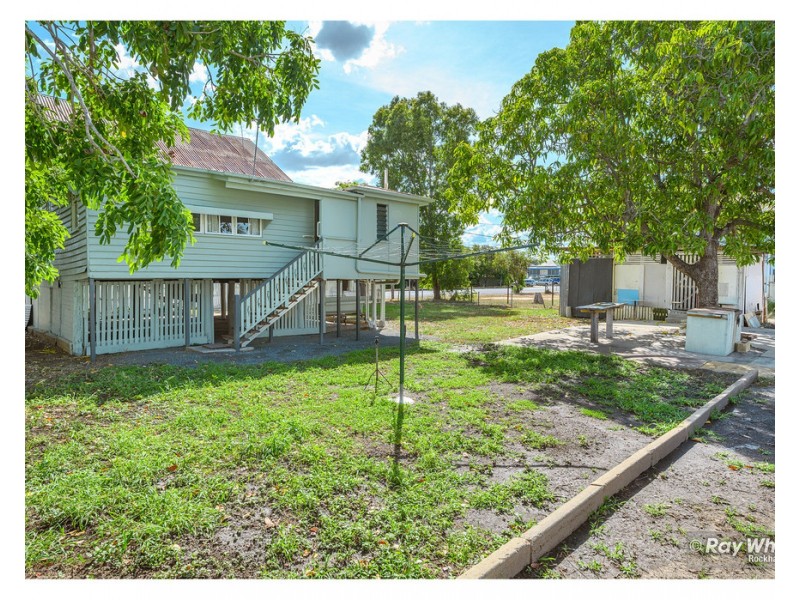 285 George Street, Depot Hill QLD 4700