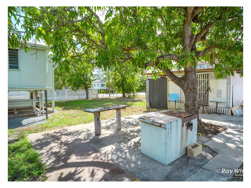 285 George Street, Depot Hill QLD 4700