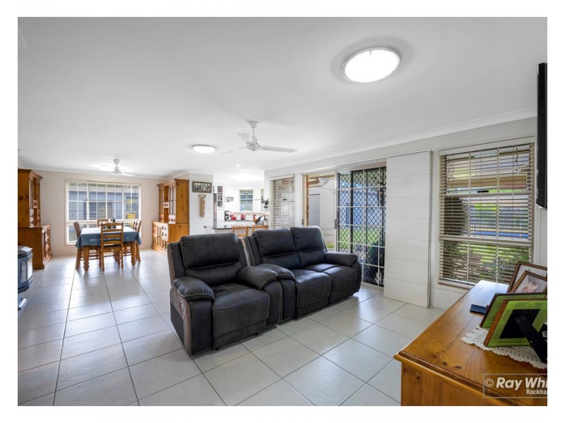 14 Cunningham Drive, Glenlee QLD 4711