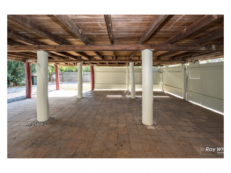 44 Stack Street, Koongal QLD 4701