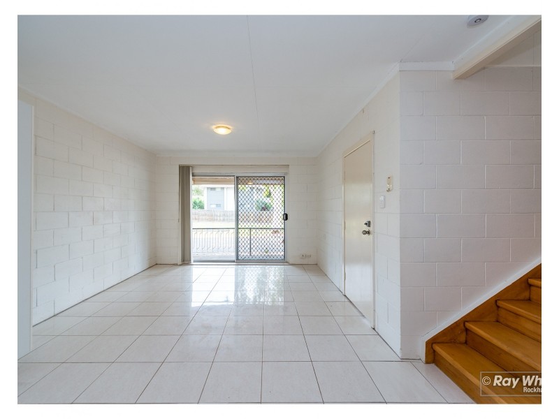 2/73 Livingstone Street, Berserker QLD 4701