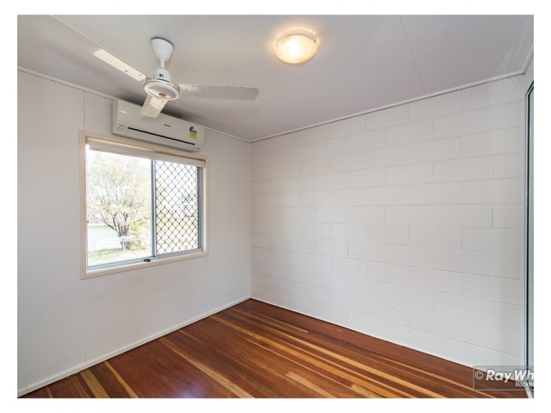 2/73 Livingstone Street, Berserker QLD 4701