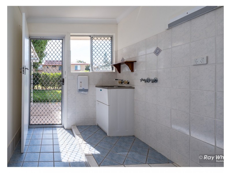 99 Buzacott Street, Park Avenue QLD 4701