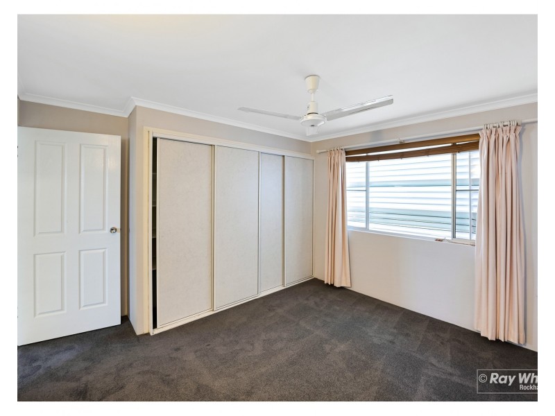 99 Buzacott Street, Park Avenue QLD 4701