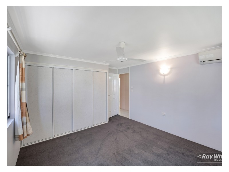 99 Buzacott Street, Park Avenue QLD 4701