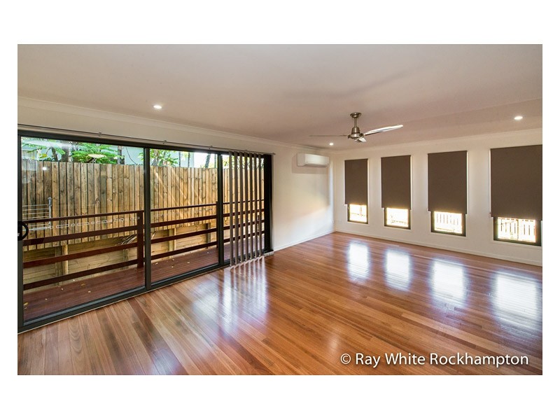 2/77 Livingstone Street, Berserker QLD 4701