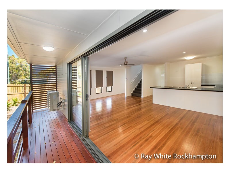 2/77 Livingstone Street, Berserker QLD 4701