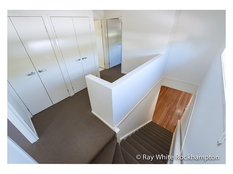 2/77 Livingstone Street, Berserker QLD 4701