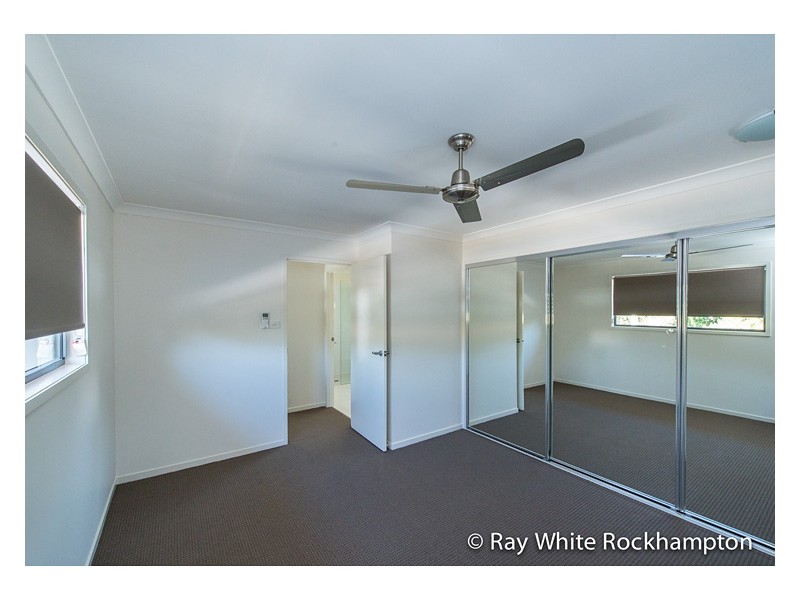 2/77 Livingstone Street, Berserker QLD 4701
