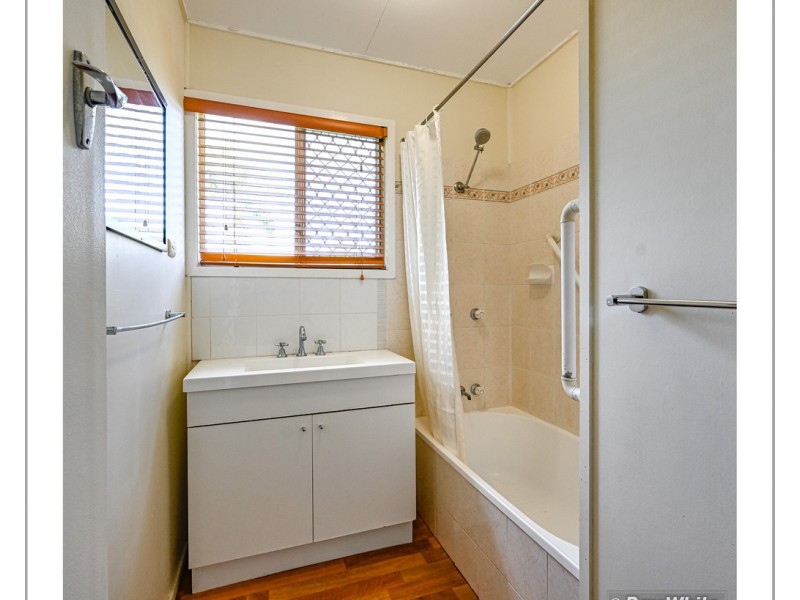 68 Rice Street, Park Avenue QLD 4701