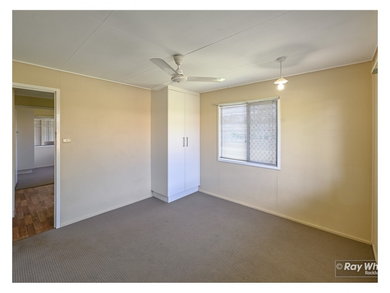 68 Rice Street, Park Avenue QLD 4701
