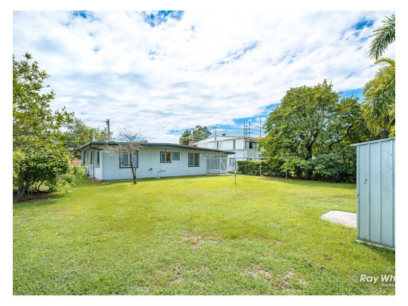 68 Rice Street, Park Avenue QLD 4701