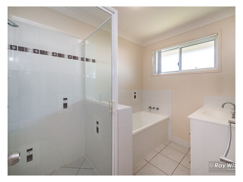 6 Broadhurst Drive, Gracemere QLD 4702