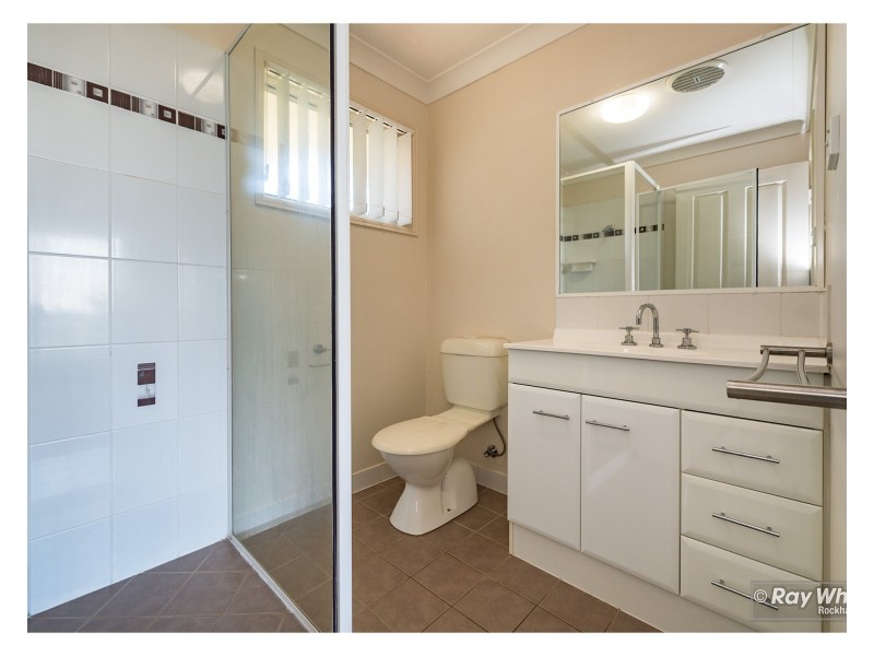 6 Broadhurst Drive, Gracemere QLD 4702