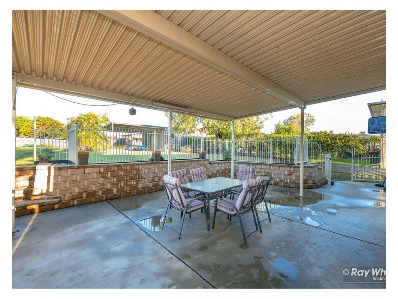 124 Dee Street, Koongal QLD 4701