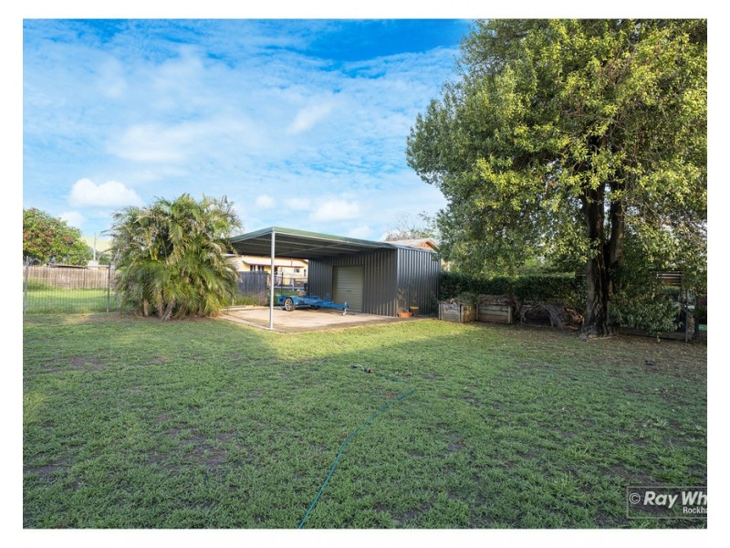 124 Dee Street, Koongal QLD 4701