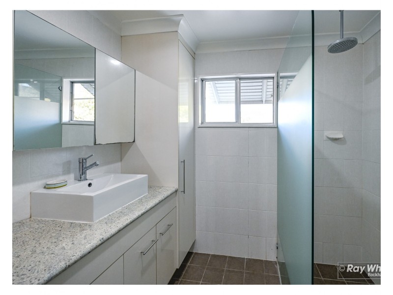 124 Dee Street, Koongal QLD 4701