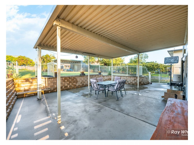 124 Dee Street, Koongal QLD 4701