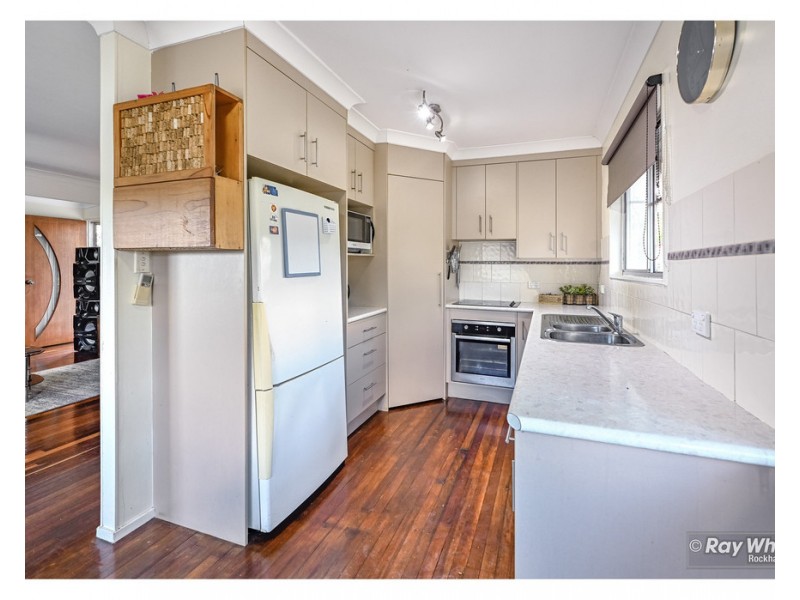 124 Dee Street, Koongal QLD 4701