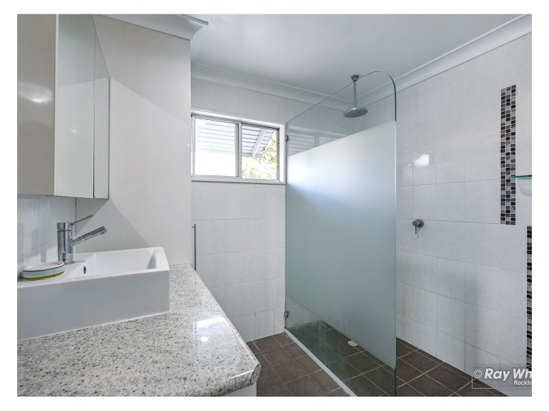 124 Dee Street, Koongal QLD 4701
