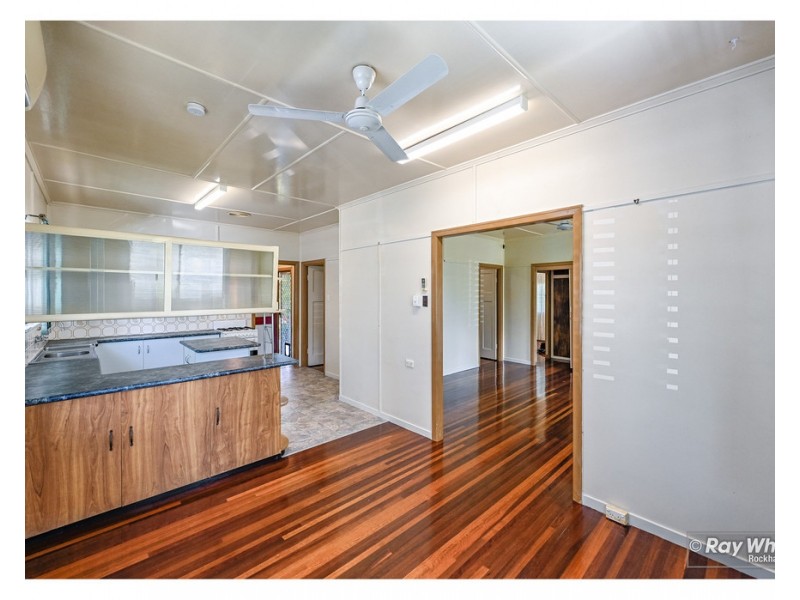 5 Pearson Street, West Rockhampton QLD 4700