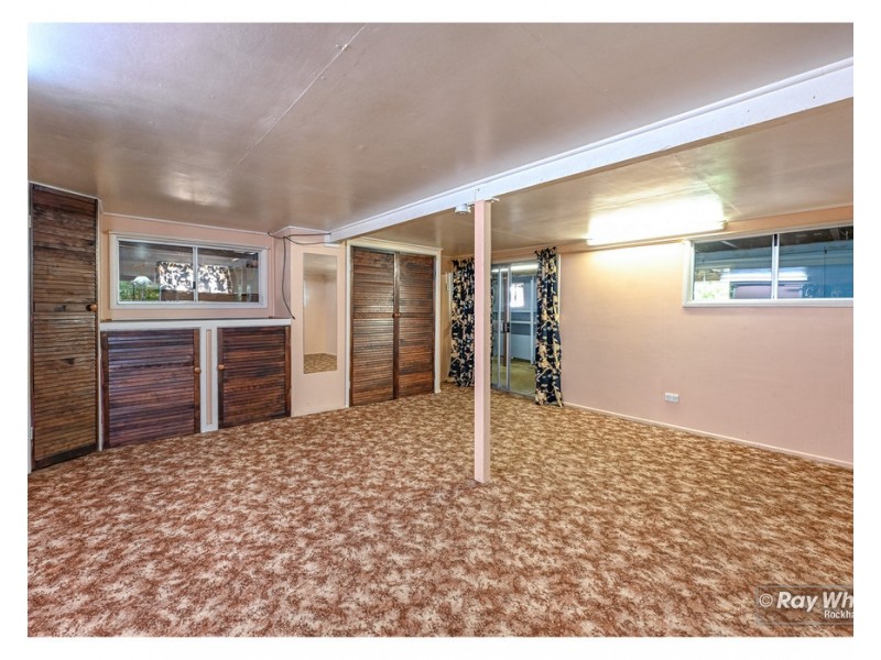 5 Pearson Street, West Rockhampton QLD 4700