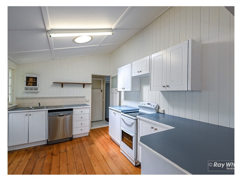 56 Larnach Street, Allenstown QLD 4700