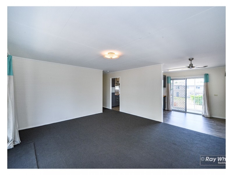 53 Menzies Street, Park Avenue QLD 4701