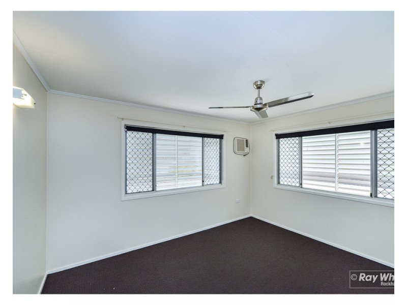 53 Menzies Street, Park Avenue QLD 4701