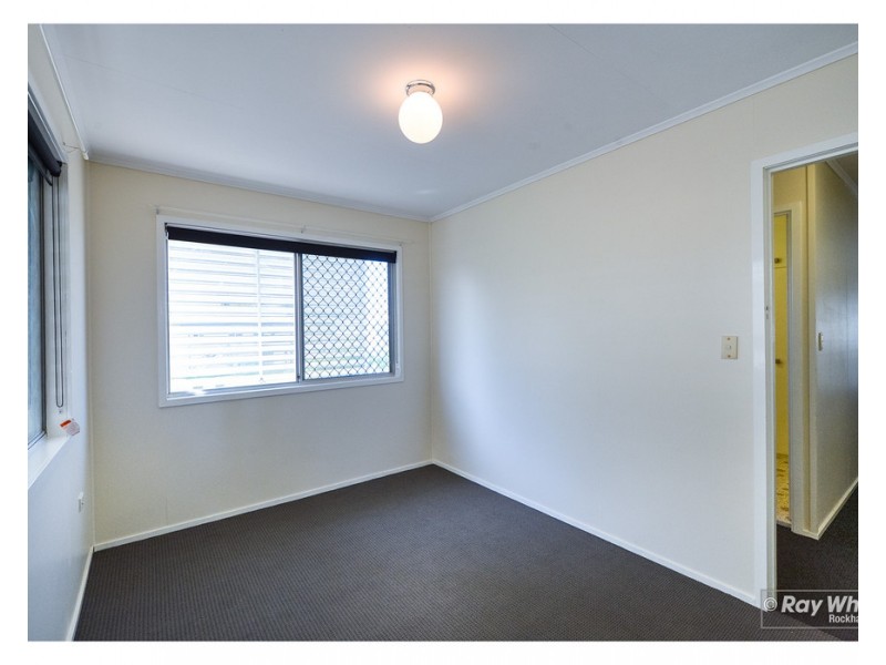 53 Menzies Street, Park Avenue QLD 4701