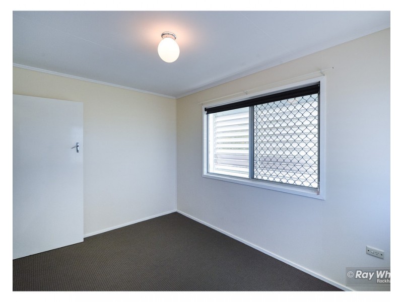 53 Menzies Street, Park Avenue QLD 4701