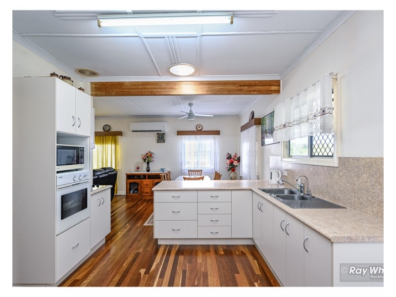 251 Hook Street, Berserker QLD 4701
