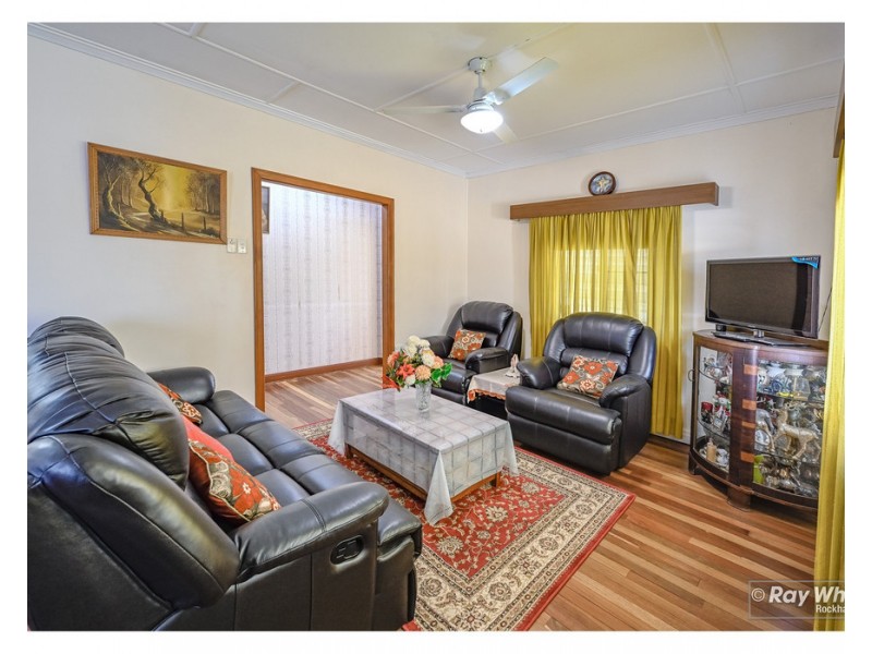 251 Hook Street, Berserker QLD 4701