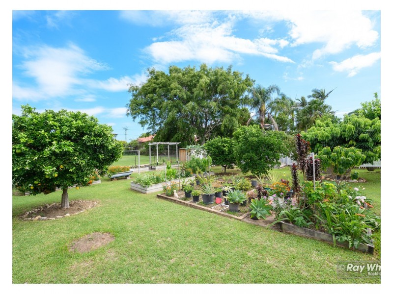 251 Hook Street, Berserker QLD 4701