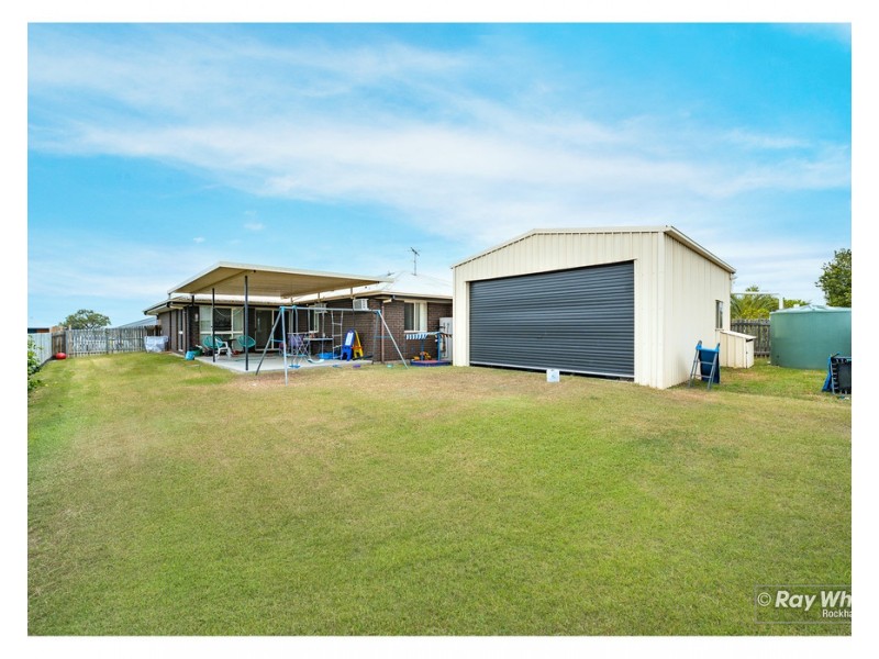 5 William Close, Gracemere QLD 4702